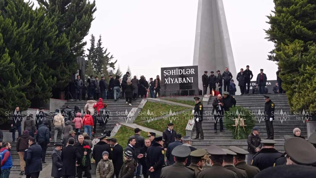 Xaçmaz: Qanlı 20 Yanvar faciəsinin 33-cü ildönümü ilə əlaqədar Şəhidlər xiyabanı ziyarət edilib