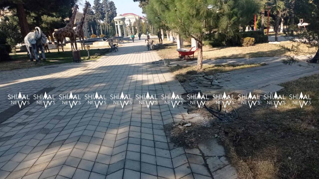 Xaçmaz: Fəvvarələr parkında yeni işıq dirəkləri quraşdırılır