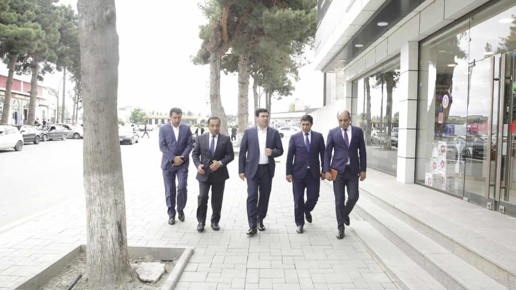 Xaçmaz: Nəriman Nərimanov küçəsinin səkiləri yenilənir