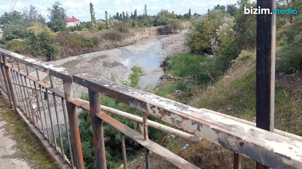 Xaçmazda daha bir körpü qəzalı vəziyyətdədir
