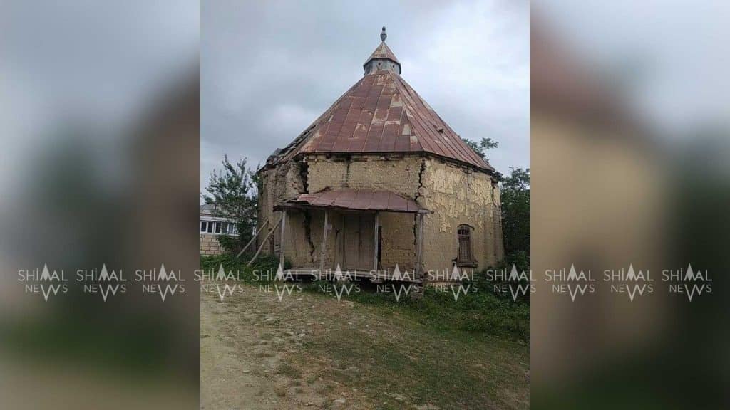Qusarda ibadət ocağının divarı yoxdur