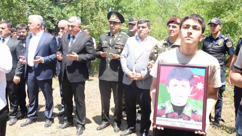 Quba: Şəhid İdris Baxışov dəfn edilib