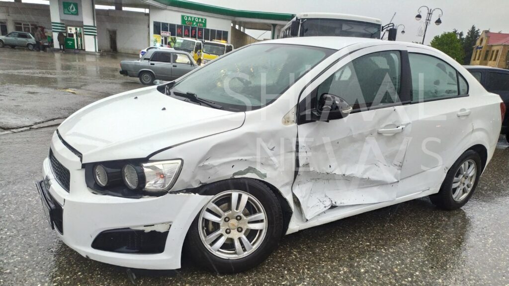 Qubada işıqfor qəzaya səbəb olub