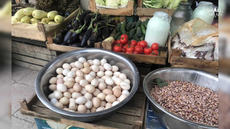 Xudatda köhnə yumurtanı kənd yumurtası adı ilə satırlar