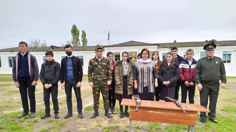 Qubalı şagirdlər Gənc nişançılar yarışında iştirak ediblər