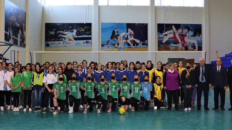 Qusar Olimpiya İdman Kompleksində qızlar arasında turnir başlayıb