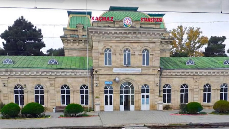 123 ildir fəaliyyət göstərən Xaçmaz Dəmiryol Stansiyası