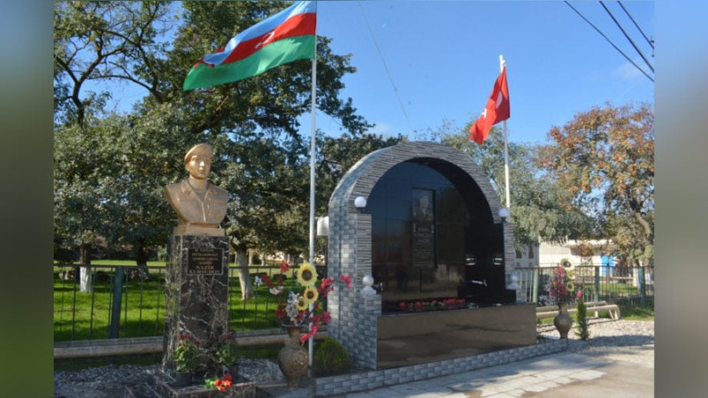 Xaçmaz: 35 yaşlı şəhidin abidə-bulaq kompleksi istifadəyə verilib