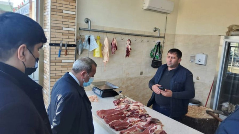 Xaçmazda AQTA heyvan kəsimi məntəqələrini yoxlayıb