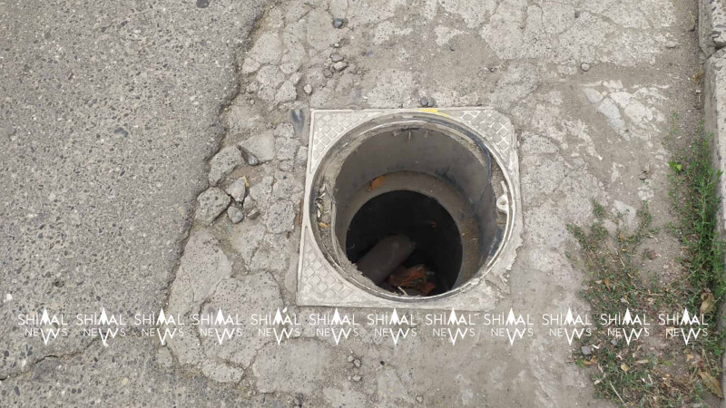 Quba: kanalizasiya quyusunun üstü açıq qalıb
