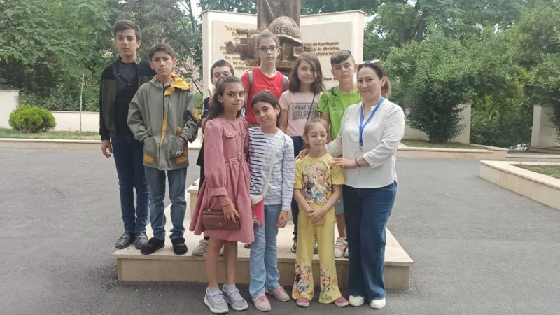 Qubada şagirdlər üçün “Mütaliə saatı” təşkil olunub