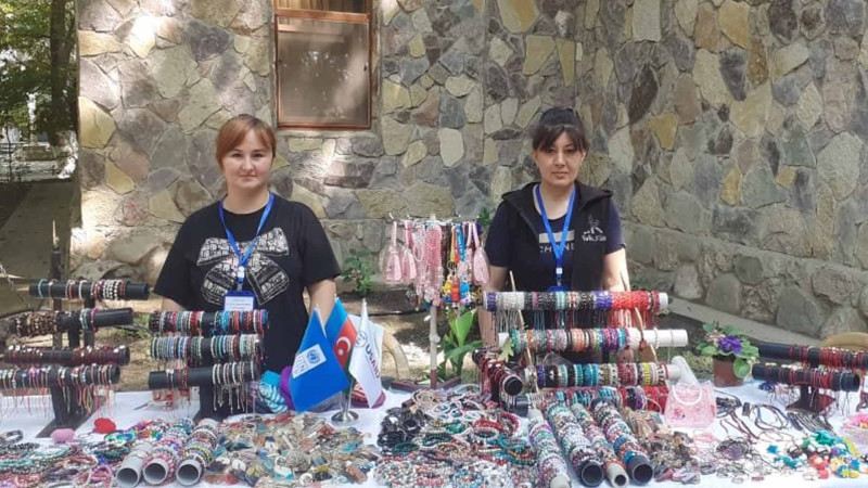 Xaçmazda qadınlar şəxsi biznes üçün dəstək alıblar