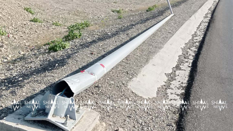 Xaçmaz: avtomobil işıq dirəyinə çırpılıb