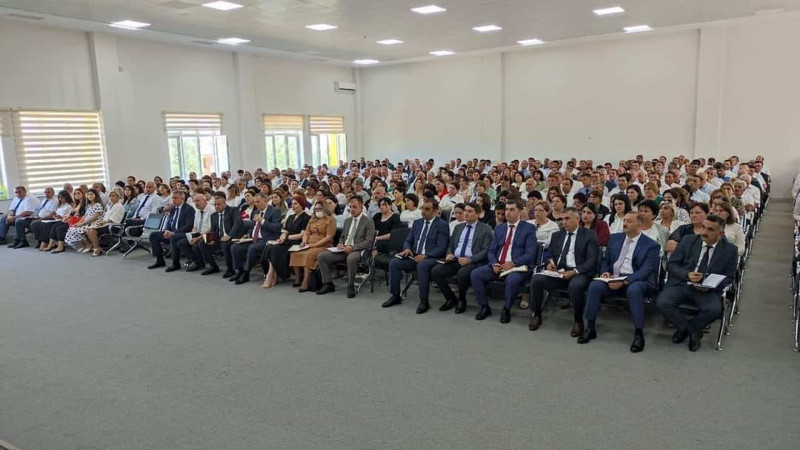 Quba: RTİ-nin müdiri təhsil müəssisələrinin direktorlar ilə görüş keçirib