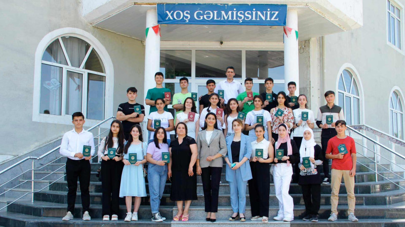 Quba FRİTL ilk məzunlarına attestatlarını təqdim edib