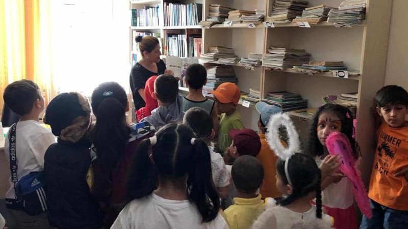 Xaçmaz: “Uşaq dünyasında kitabxananın rolu” adlı ekskursiya keçirilib