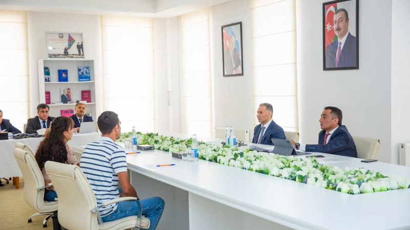 Quba: nazir Rəşad Nəbiyev vətəndaşlarla görüşüb