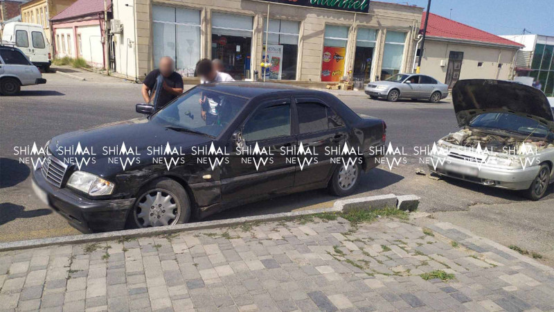 Qubada 2 avtomobil toqquşub