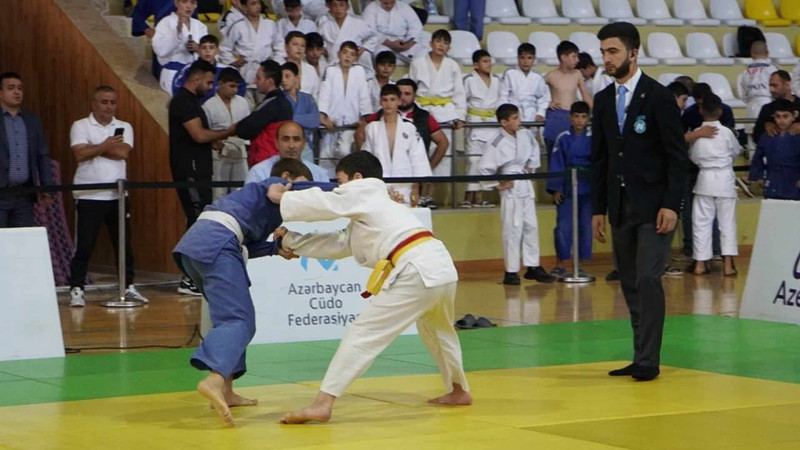 Xaçmaz Olimpiya İdman Kompleksində cüdo üzrə yarış keçirilir