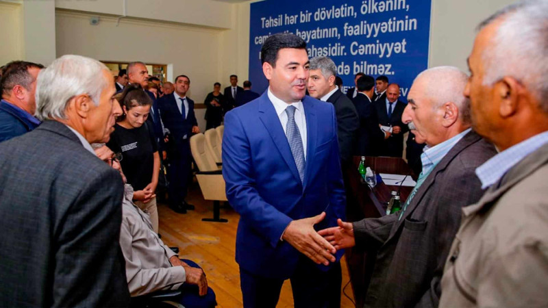 Xaçmaz: icra başçısı “Azərişıq” ASC-nin rayon üzrə rəsmisinə iradını bildirib