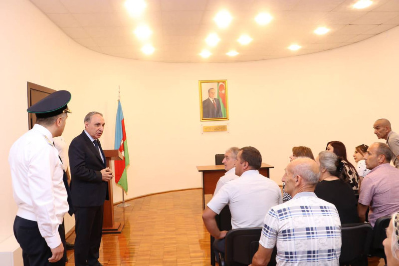 Şimal: Baş prokuror Kamran Əliyev vətəndaşlarla görüşüb