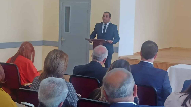 Quba: məktəb direktorları ilə görüş keçirilib