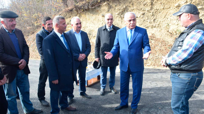 Quba: icra başçısı İspik kəndinə səfər edib
