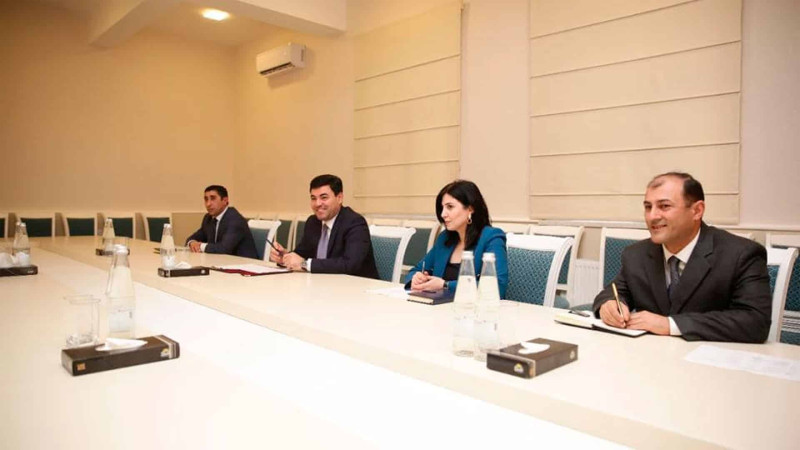 Xaçmaz: idarələrdə təcrübə qazanan könüllülərlə görüş keçirilib
