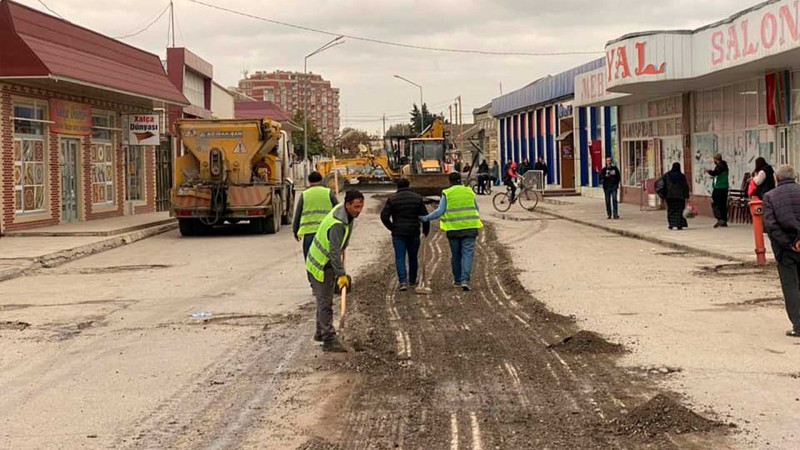 Xaçmaz: 20 Yanvar küçəsi asfaltlanır - məsələ gündəmə gətirilmişdi