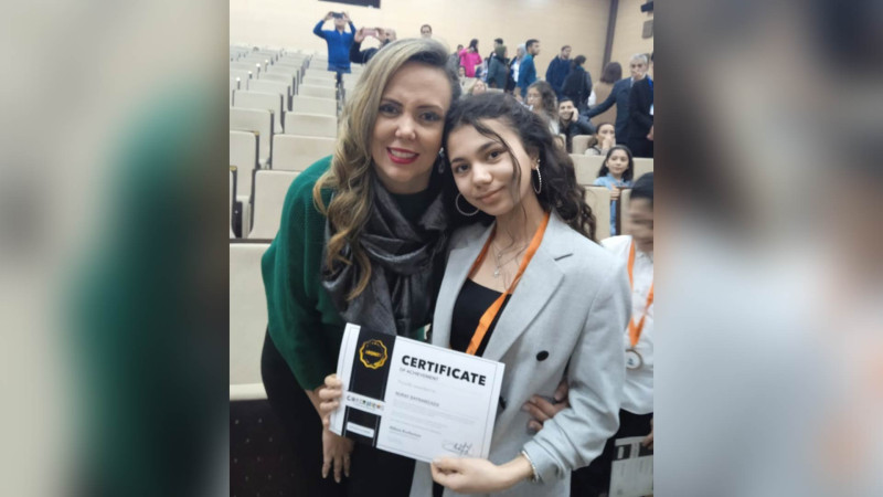 Qubalı məktəbli nüfuzlu olimpiadanın medalçısı olub
