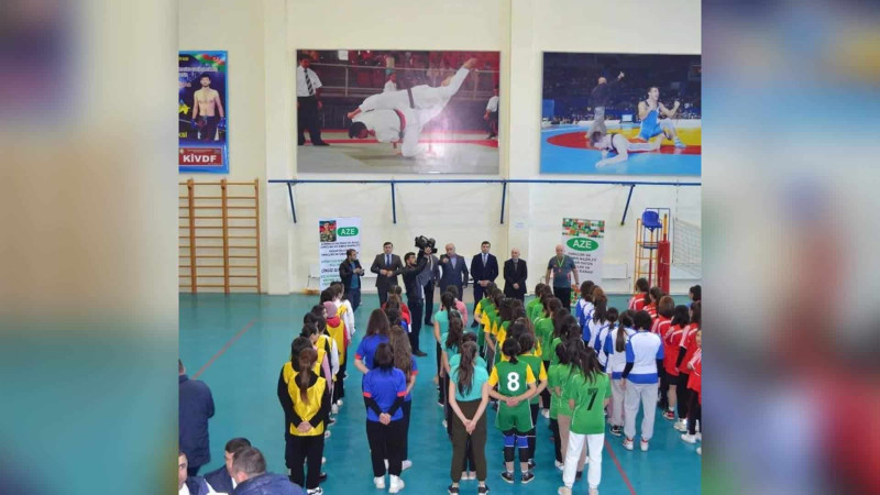 Qusarda 104 voleybolçu Milli Qəhrəman Çingiz Qurbanovun xatirəsinə yarışda iştirak edib