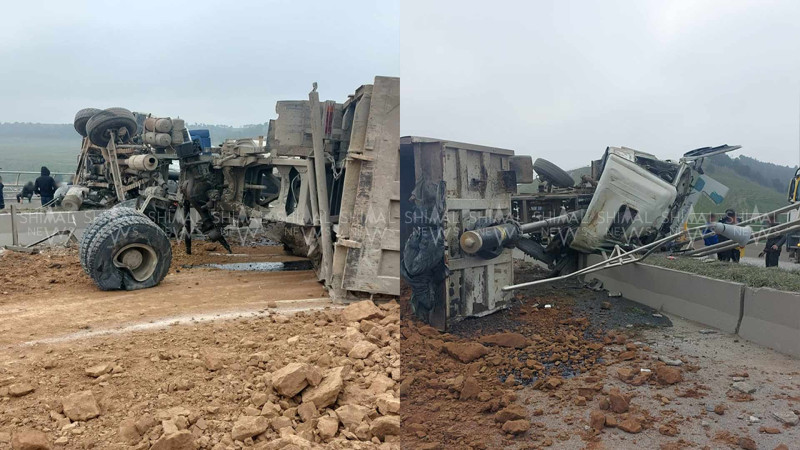 Bakı-Quba yolu: yük avtomobili parça-parça olub
