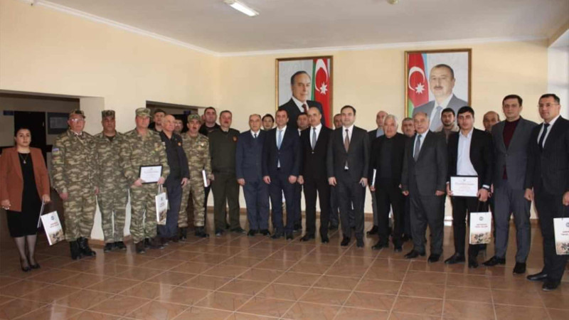 İsmayıllı: Qəhrəman Təhsil İşçiləri adlı kitabın təqdimatı keçirilib