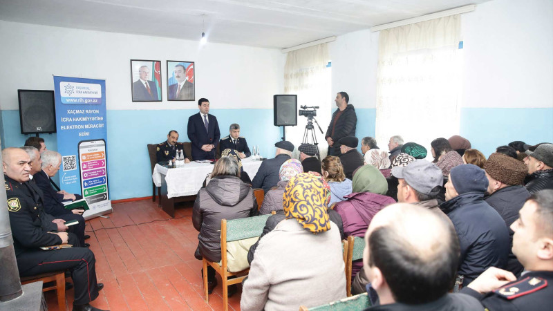 Xaçmaz: Elnur Rzayev növbəti dəfə sakinlərlə görüşüb