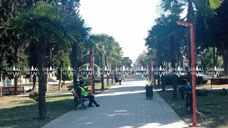 Xaçmaz: Fəvvarələr parkında yeni işıq dirəkləri quraşdırılır