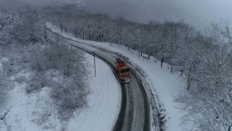 Quba-Xınalıq yolu: qarla örtülən hissə təmizlənib