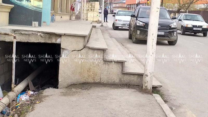 Quba: M.P.Vaqif küçəsində səkilər zəbt olunub