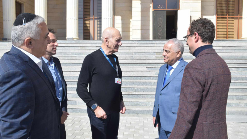 İsrailin sabiq Baş naziri Qubaya qonaq gəlib