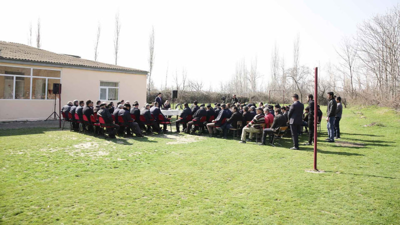 Xaçmaz: Elnur Rzayev Rəhimoba kəndində sakinlərlə görüşüb