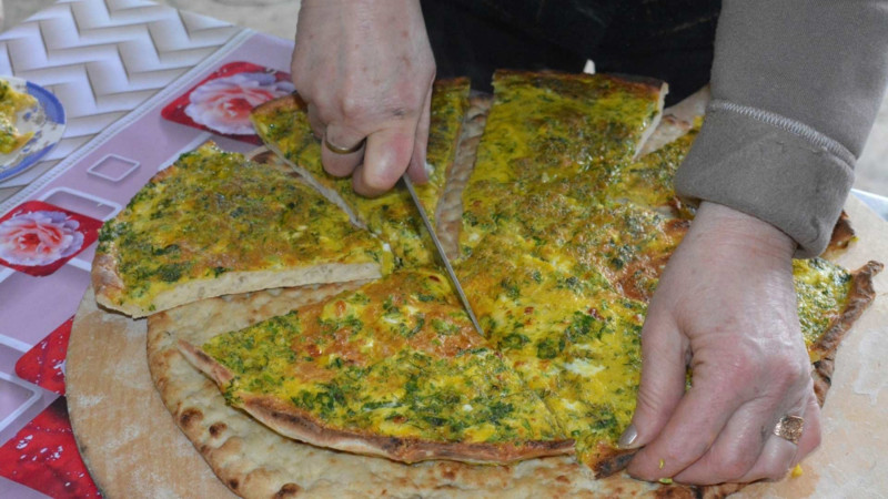 “Ləzgi pizzası” şakuka