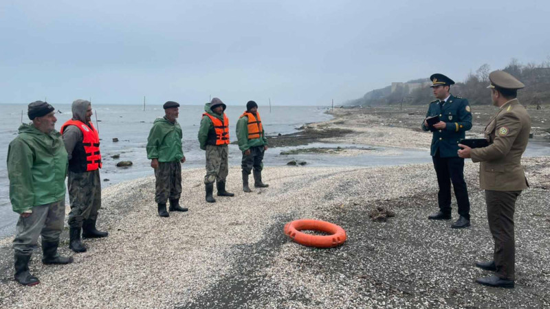 FHN Xaçmazda kiçikhəcmli gəmi istifadəçilərini maarifləndirib