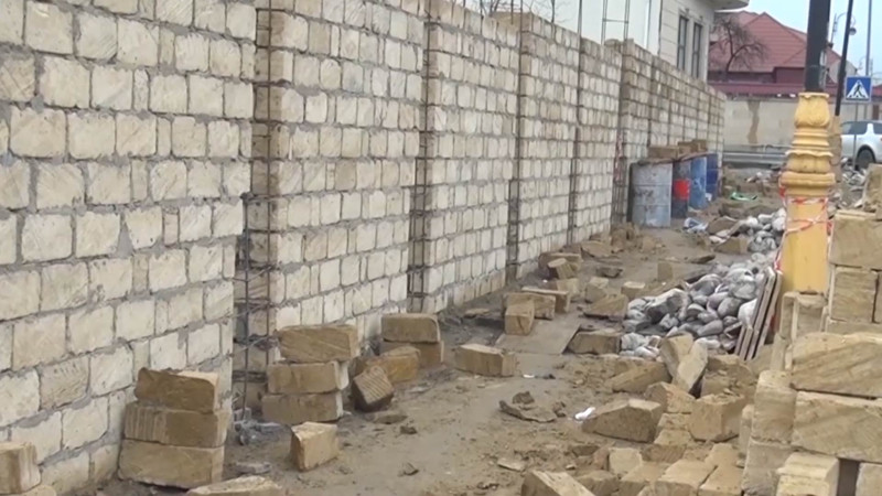 Quba: təhlükə saçan hasarın tikintisi yaxın günlərdə yekunlaşacaq