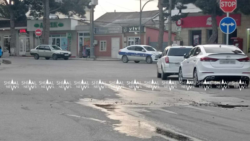 Xaçmazda bir ay öncə partlayan su borusu hələ də təmir edilməyib