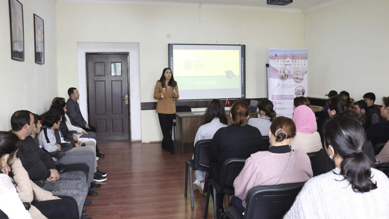 İsmayıllı: DMA-nın əməkdaşı tələbələr üçün seminar keçirib