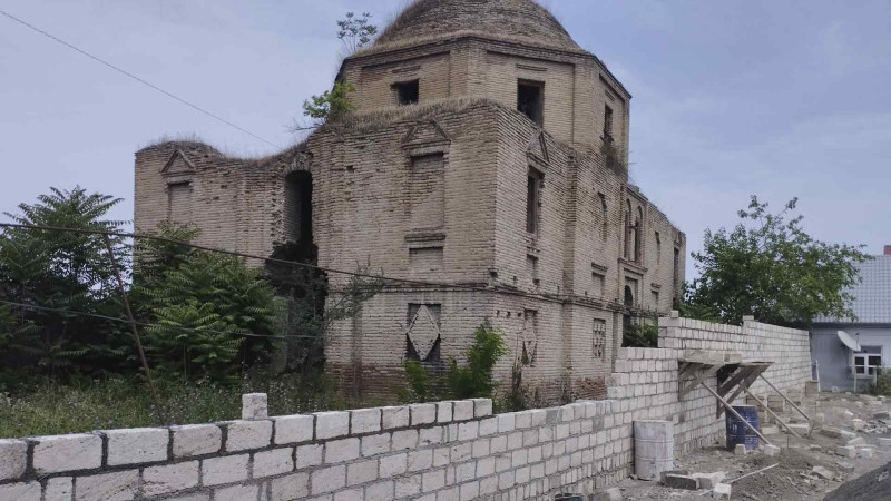 Xaçmaz: Alban kilsəsi ətrafında qanunsuz tikinti dayandırılıb