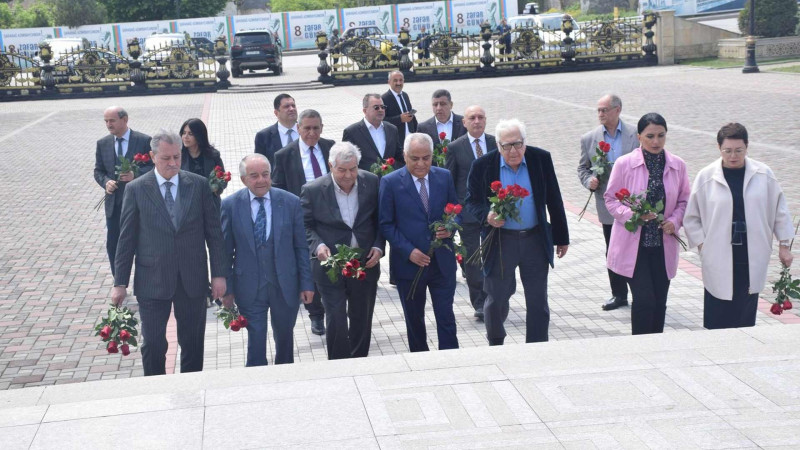 Qubada yazıçıların iştirakı ilə forum keçirilib