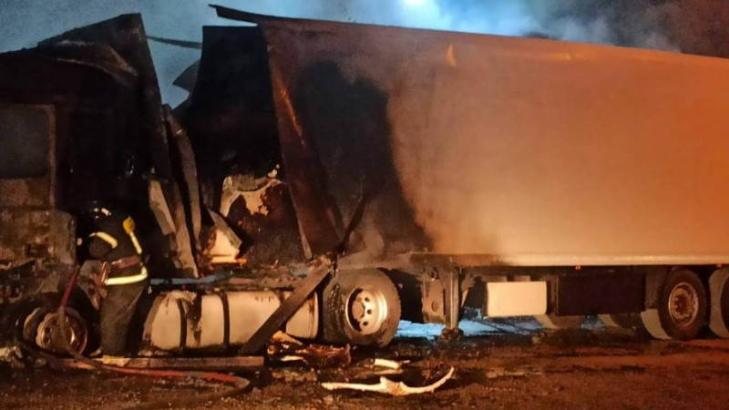 Qusar: “DAF” markalı avtomobil yanıb
