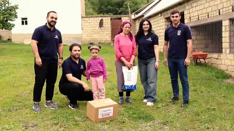 Quba: İspik kəndində yaşayan ailələrə bayram sovqatları paylanılıb