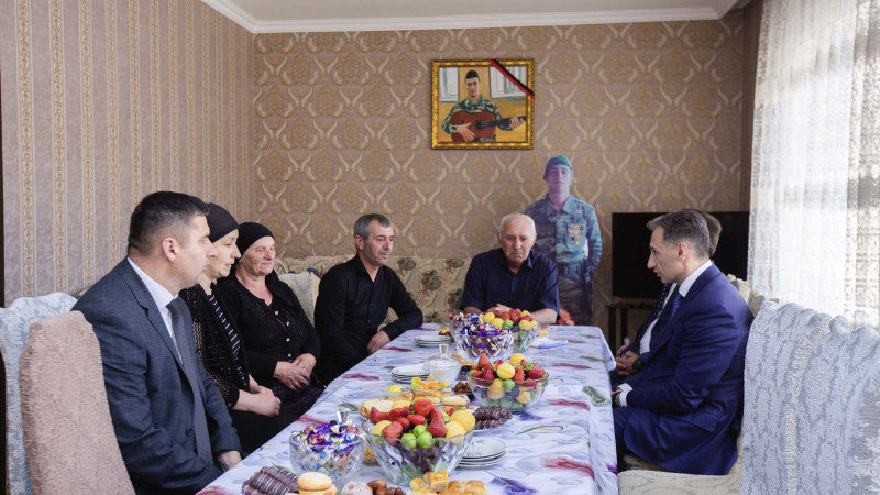 Nazir Rəşad Nəbiyev qusarlı şəhidin ailəsinə baş çəkib