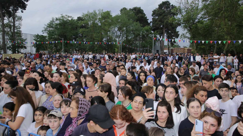 Xudat şəhərində bayram konserti keçirilib